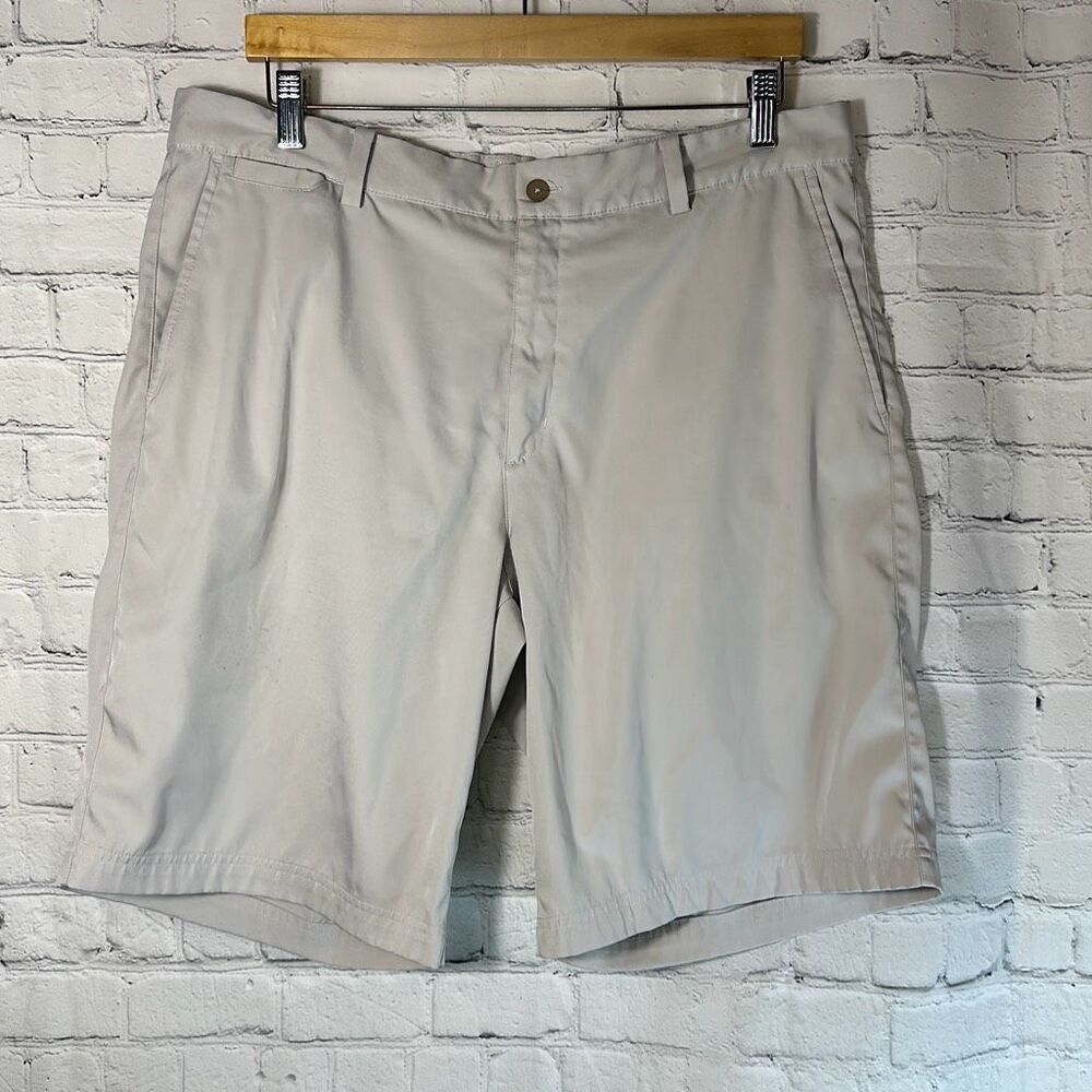 Nike Golf Tour Performance Khaki Mens Dri Fit Shorts size 36 Polyester LOOK